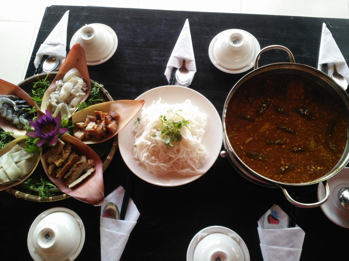 Suoi Hong Resort Mũi Né Buitenkant foto