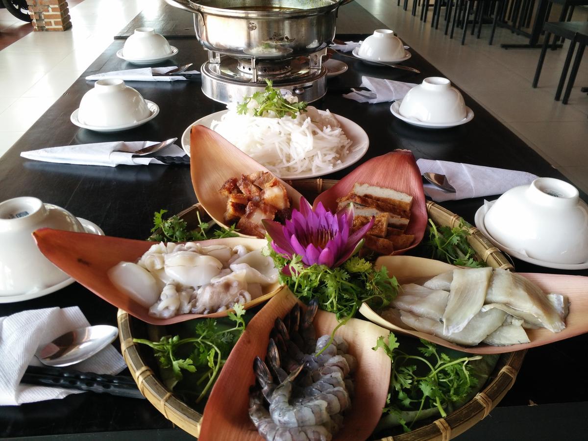 Suoi Hong Resort Mũi Né Buitenkant foto